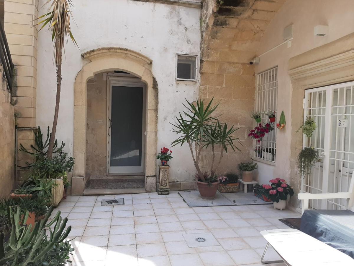 Ferienwohnung Il Vico Lecce Exterior foto